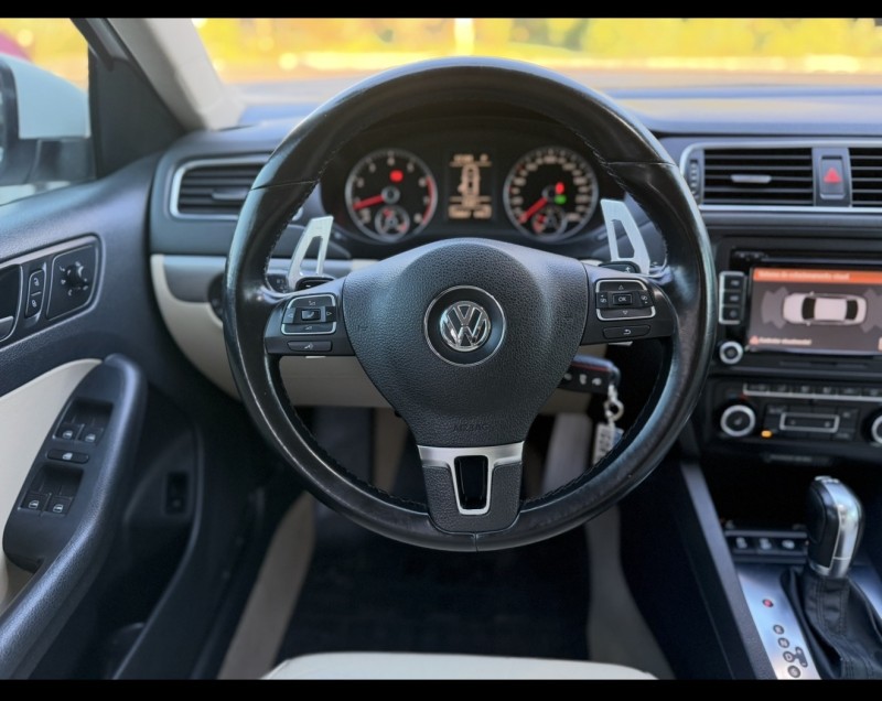 JETTA 2.0 TSI HIGHLINE 200CV GASOLINA 4P TIPTRONIC - 2012 - NOVA PETRóPOLIS