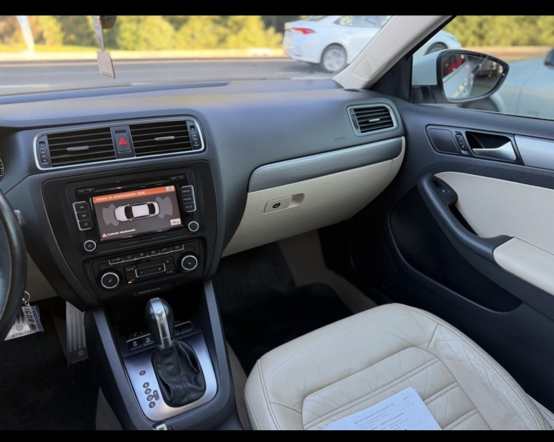 JETTA 2.0 TSI HIGHLINE 200CV GASOLINA 4P TIPTRONIC - 2012 - NOVA PETRóPOLIS