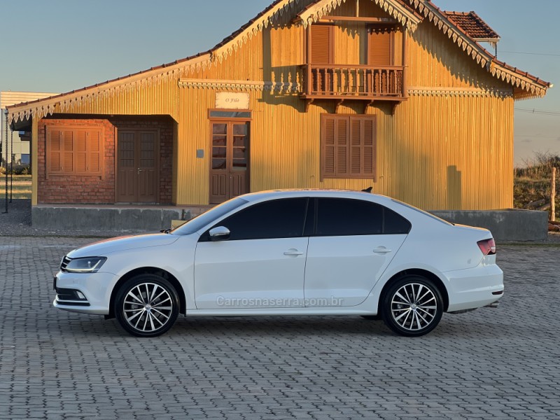 JETTA 1.4 16V TSI COMFORTLINE GASOLINA 4P TIPTRONIC - 2018 - ANTôNIO PRADO