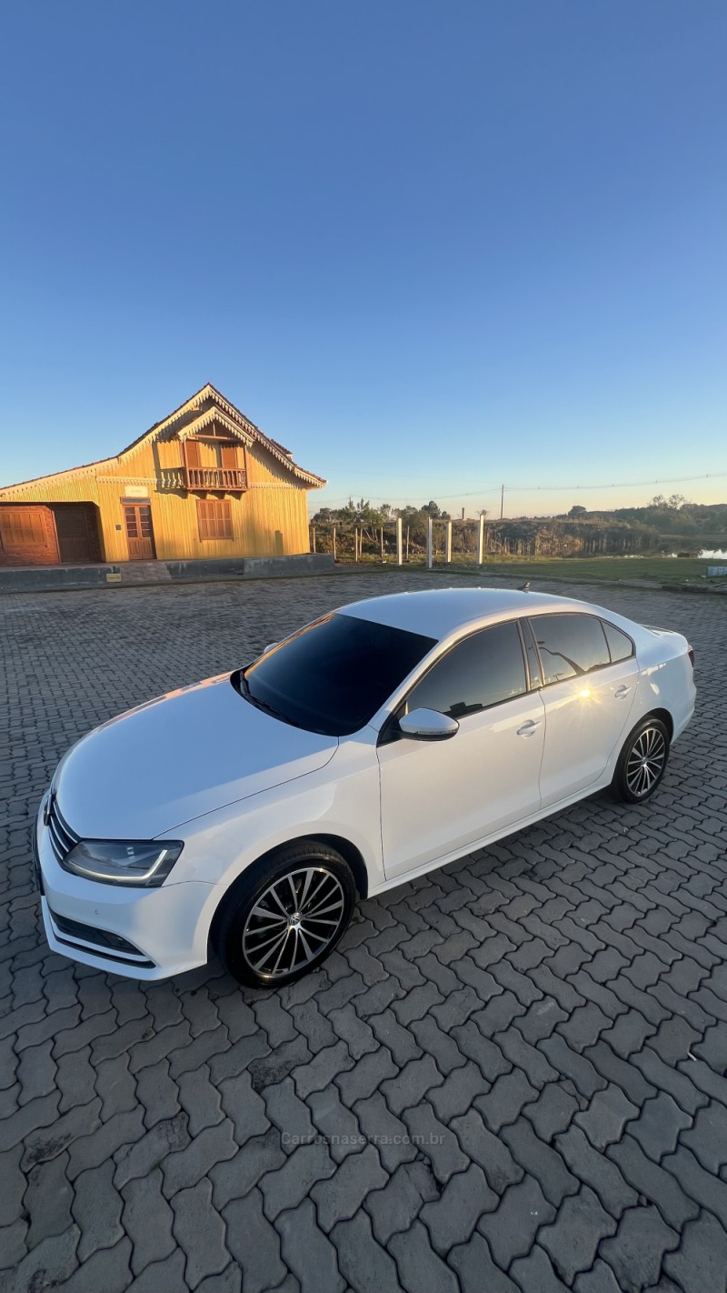 JETTA 1.4 16V TSI COMFORTLINE GASOLINA 4P TIPTRONIC - 2018 - ANTôNIO PRADO