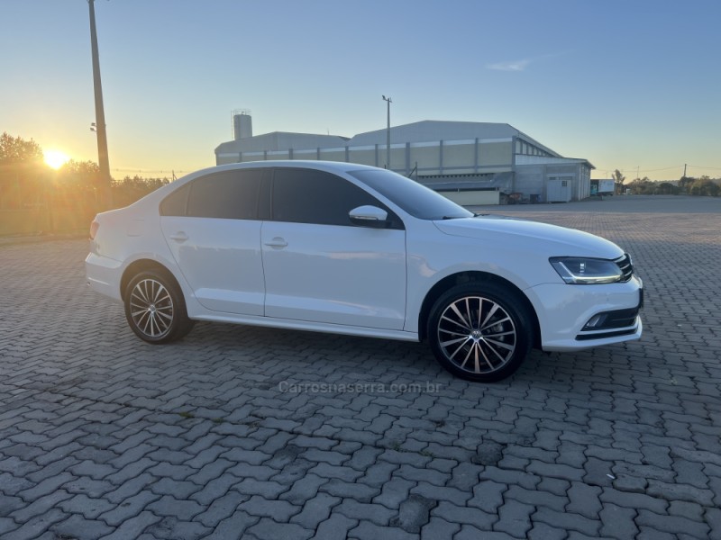 JETTA 1.4 16V TSI COMFORTLINE GASOLINA 4P TIPTRONIC - 2018 - ANTôNIO PRADO