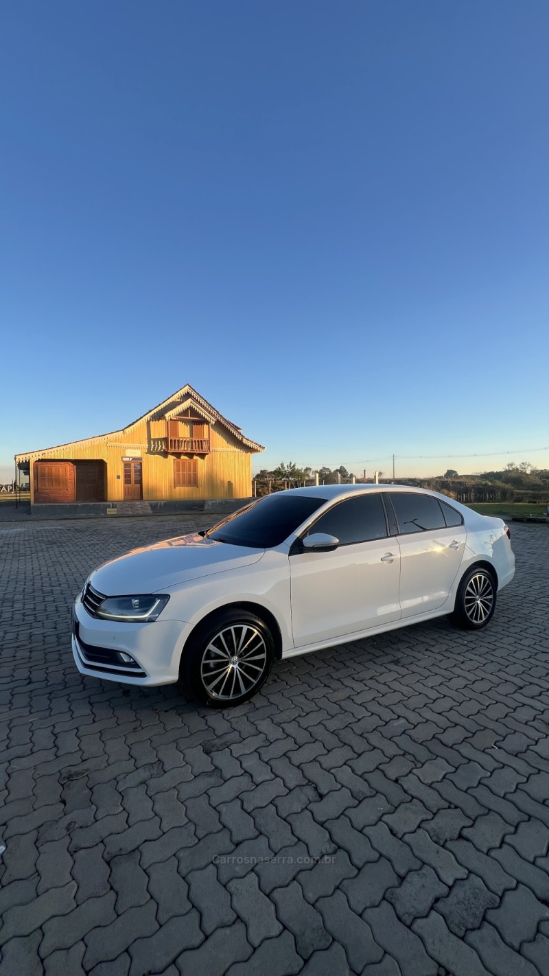 JETTA 1.4 16V TSI COMFORTLINE GASOLINA 4P TIPTRONIC - 2018 - ANTôNIO PRADO