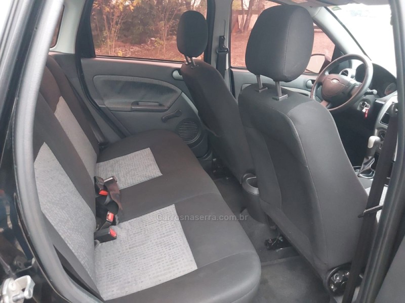 FIESTA 1.6 MPI SEDAN 8V FLEX 4P MANUAL - 2013 - ENCANTADO