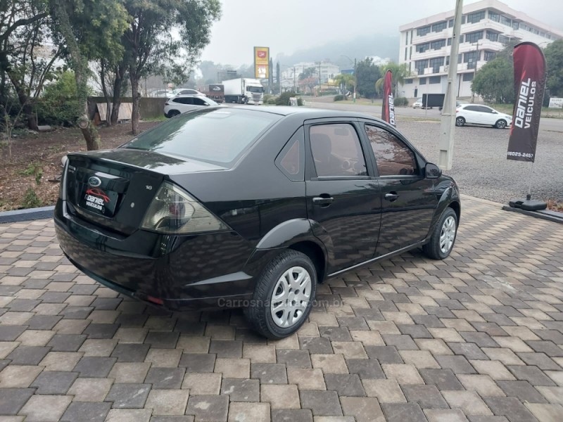 FIESTA 1.6 MPI SEDAN 8V FLEX 4P MANUAL - 2013 - ENCANTADO