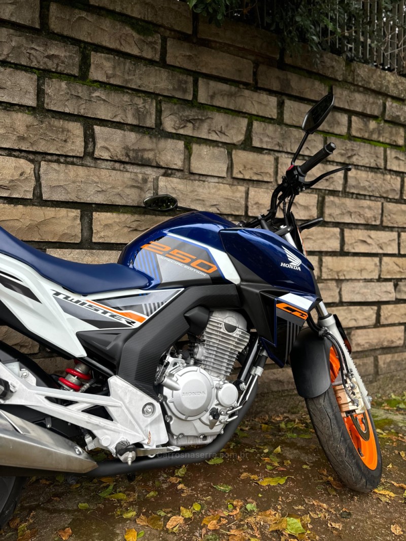CB 250F TWISTER  - 2020 - LAJEADO