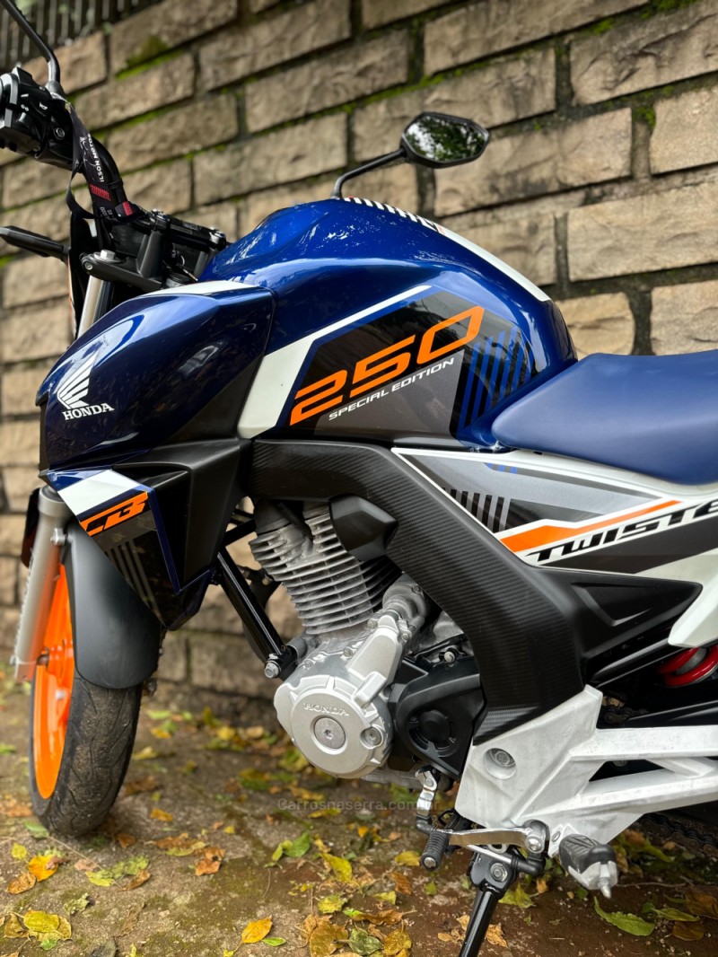 CB 250F TWISTER  - 2020 - LAJEADO