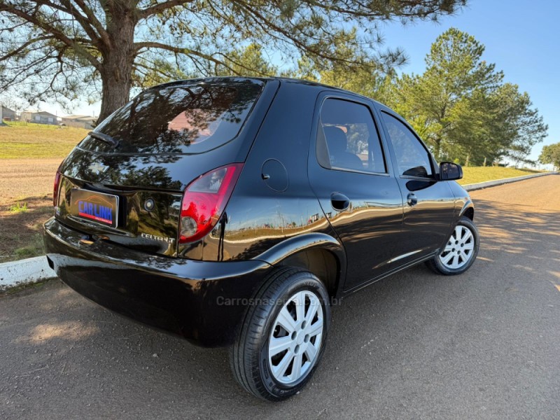 CELTA 1.0 MPFI LT 8V FLEX 4P MANUAL - 2014 - VACARIA