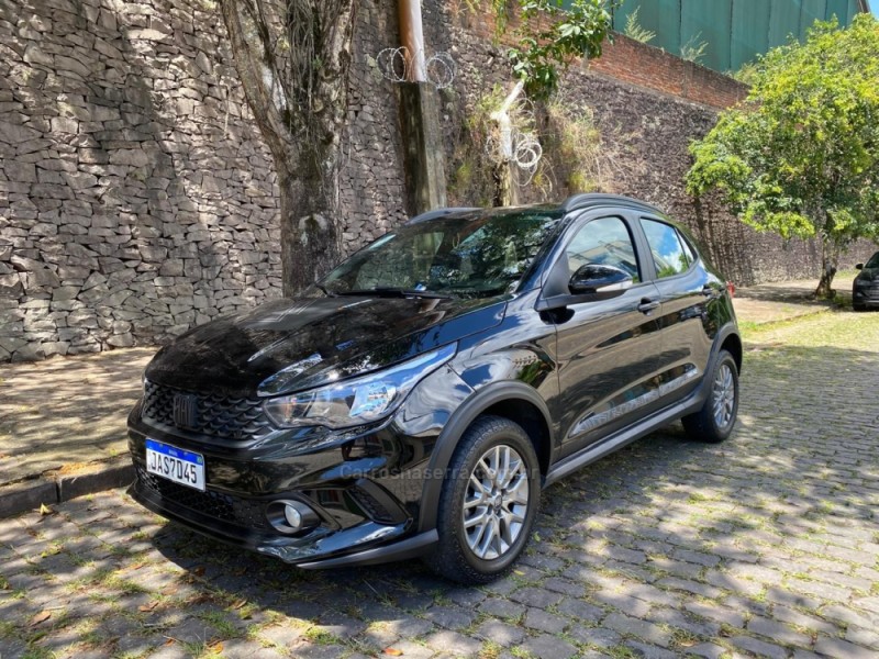 ARGO 1.3 FIREFLY TREKKING FLEX 4P MANUAL - 2021 - CAXIAS DO SUL