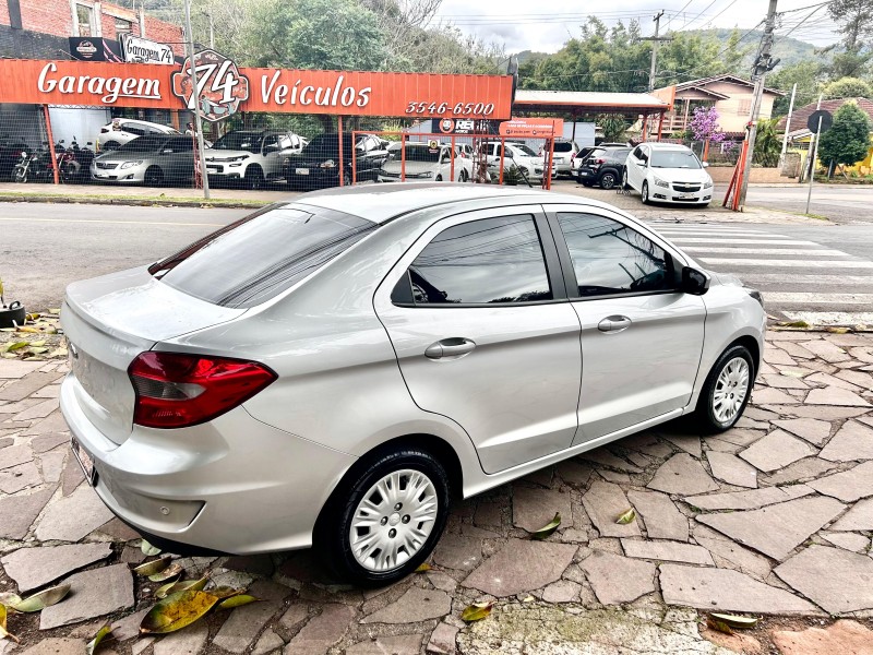KA + 1.0 SE PLUS 12V FLEX 4P MANUAL - 2020 - TRêS COROAS