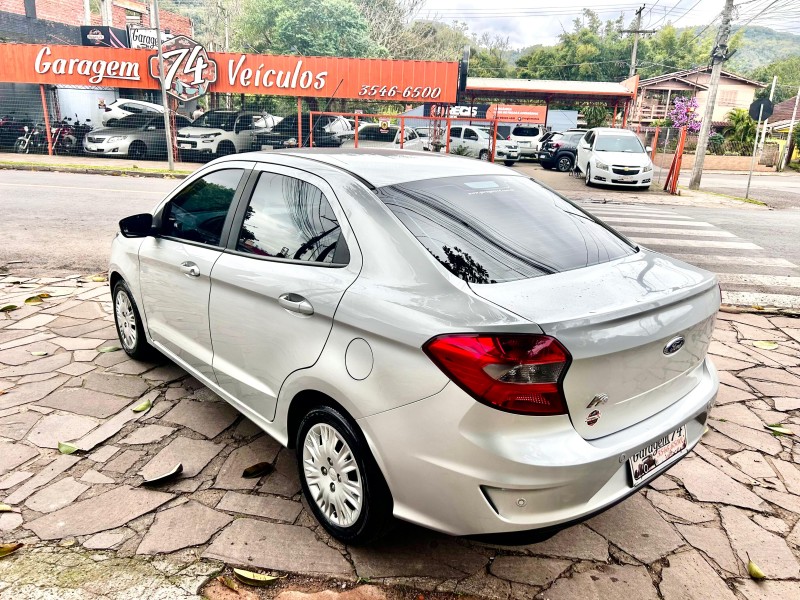 KA + 1.0 SE PLUS 12V FLEX 4P MANUAL - 2020 - TRêS COROAS
