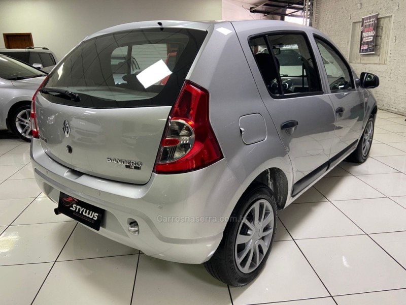 SANDERO 1.6 EXPRESSION 8V FLEX 4P MANUAL - 2011 - ESTâNCIA VELHA