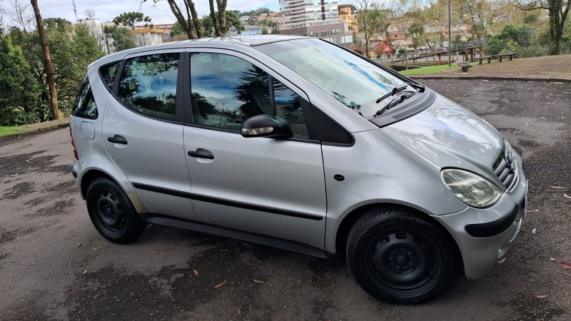 A 160 1.6 GASOLINA CLASSIC MANUAL 4P - 2005 - CAXIAS DO SUL