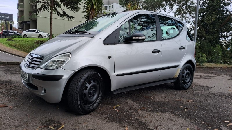 A 160 1.6 GASOLINA CLASSIC MANUAL 4P - 2005 - CAXIAS DO SUL