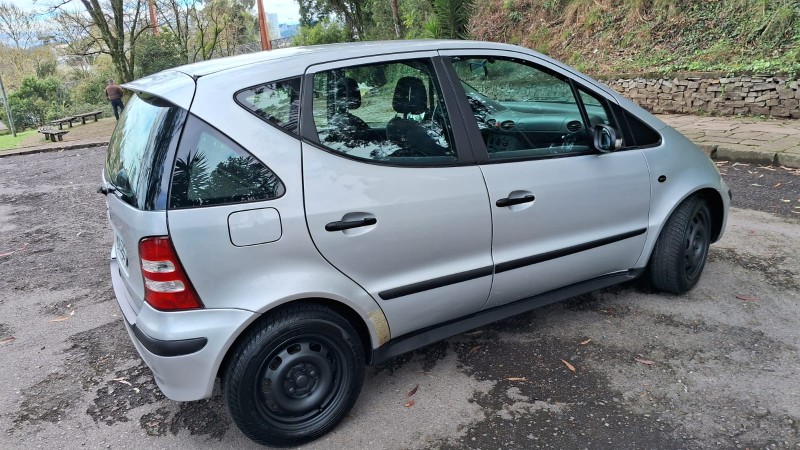 A 160 1.6 GASOLINA CLASSIC MANUAL 4P - 2005 - CAXIAS DO SUL