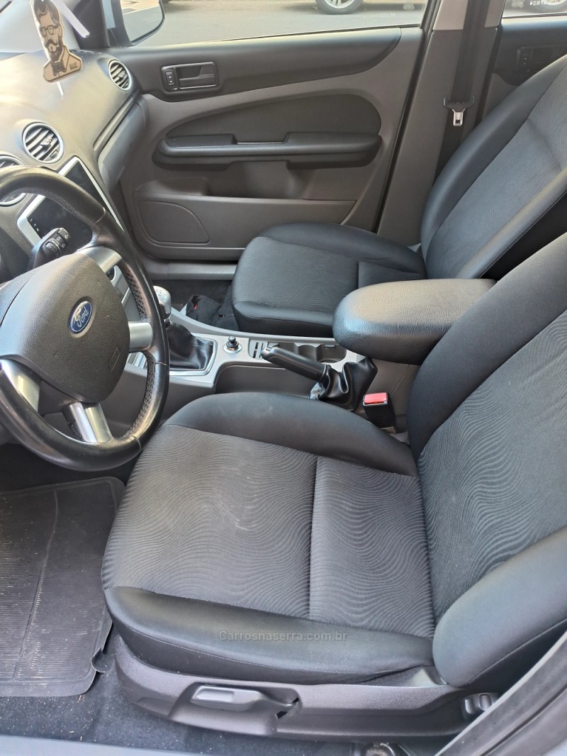 FOCUS 1.6 GLX 8V FLEX 4P MANUAL - 2012 - BENTO GONçALVES