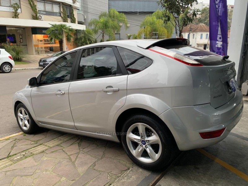 FOCUS 1.6 GLX 8V FLEX 4P MANUAL - 2012 - BENTO GONçALVES