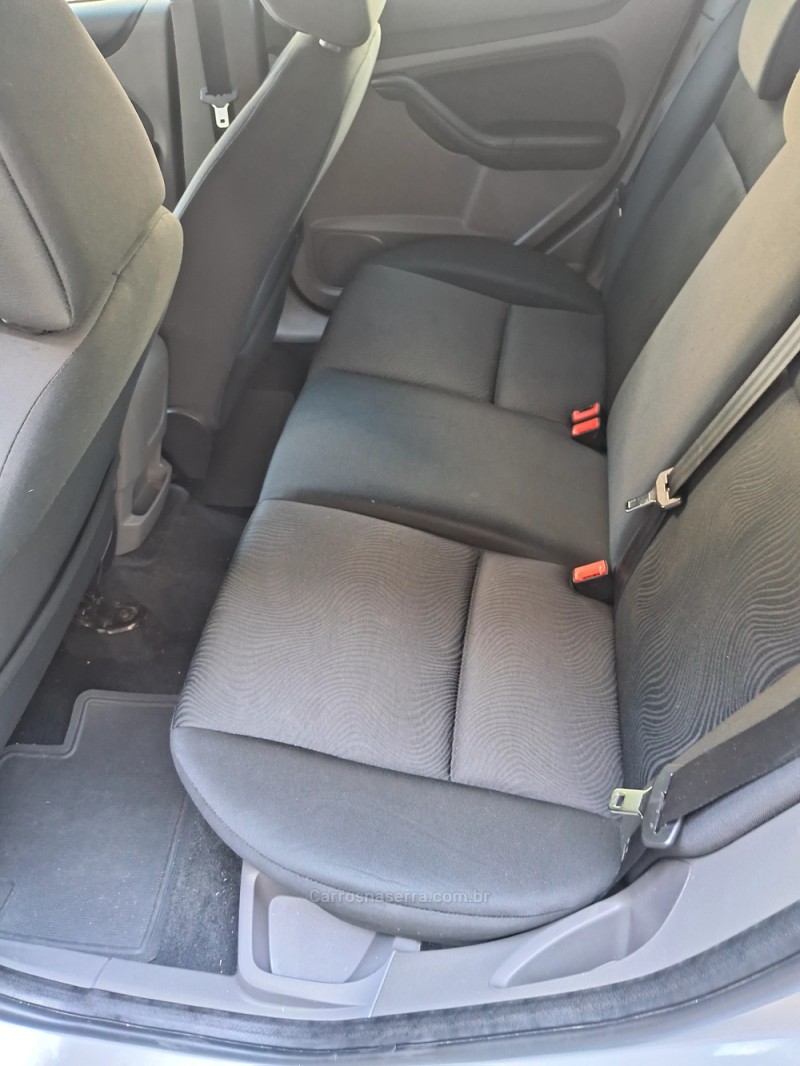 FOCUS 1.6 GLX 8V FLEX 4P MANUAL - 2012 - BENTO GONçALVES