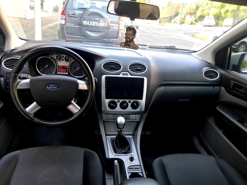 FOCUS 1.6 GLX 8V FLEX 4P MANUAL - 2012 - BENTO GONçALVES