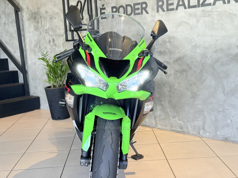 NINJA ZX-6R 636  - 2023 - CAXIAS DO SUL