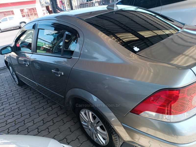 VECTRA 2.0 MPFI EXPRESSION 8V GASOLINA 4P MANUAL - 2008 - CAXIAS DO SUL