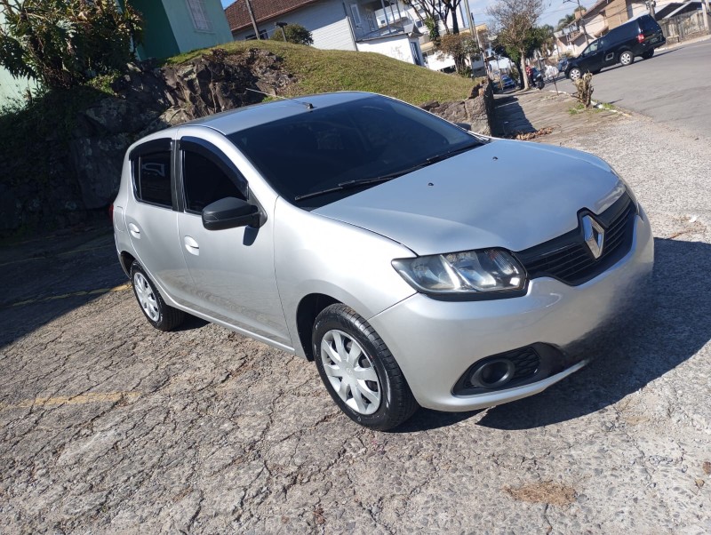 SANDERO 1.0 EXPRESSION 12V FLEX 4P MANUAL - 2018 - FARROUPILHA