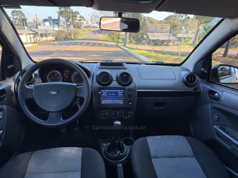 FIESTA 1.0 MPI CLASS HATCH 8V FLEX 4P MANUAL - 2013 - VACARIA