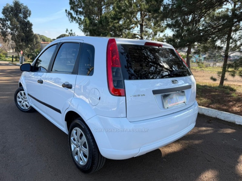 FIESTA 1.0 MPI CLASS HATCH 8V FLEX 4P MANUAL - 2013 - VACARIA