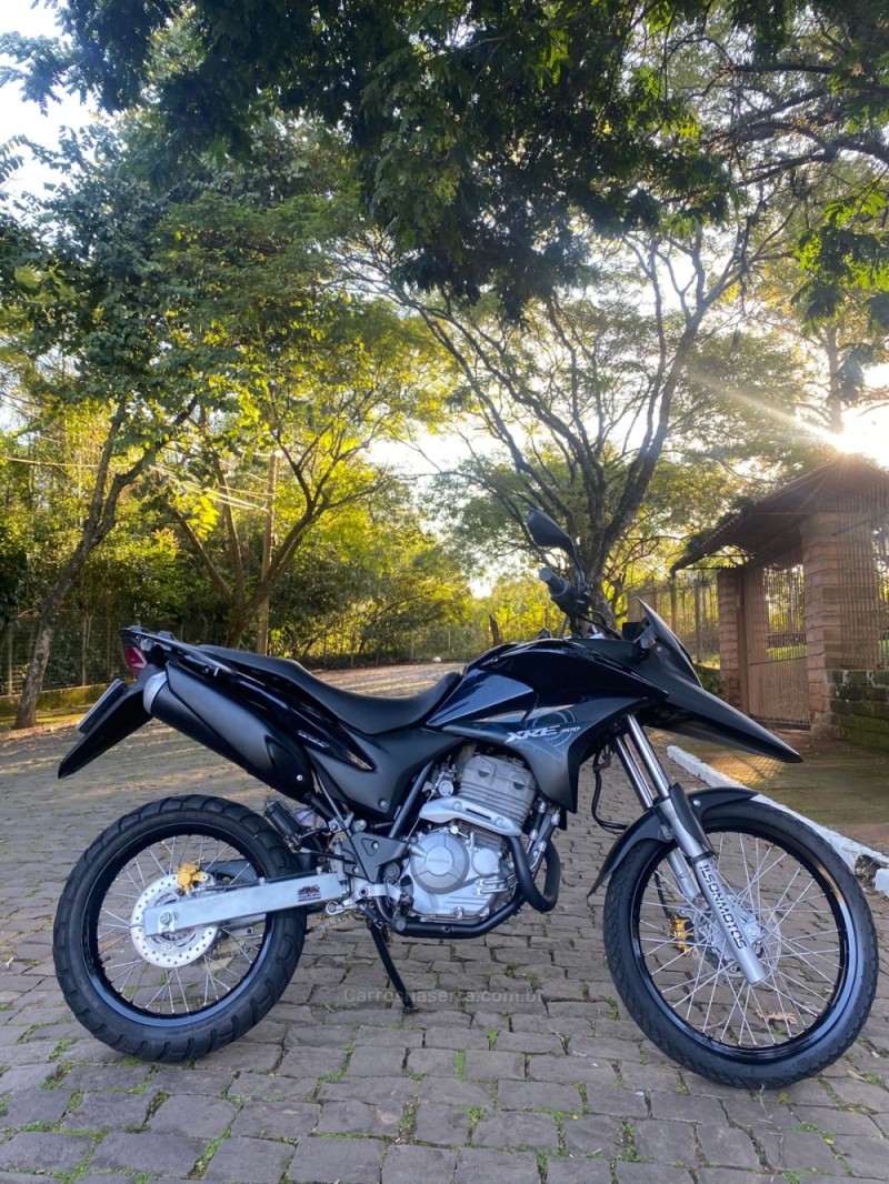 XRE 300  - 2012 - LAJEADO
