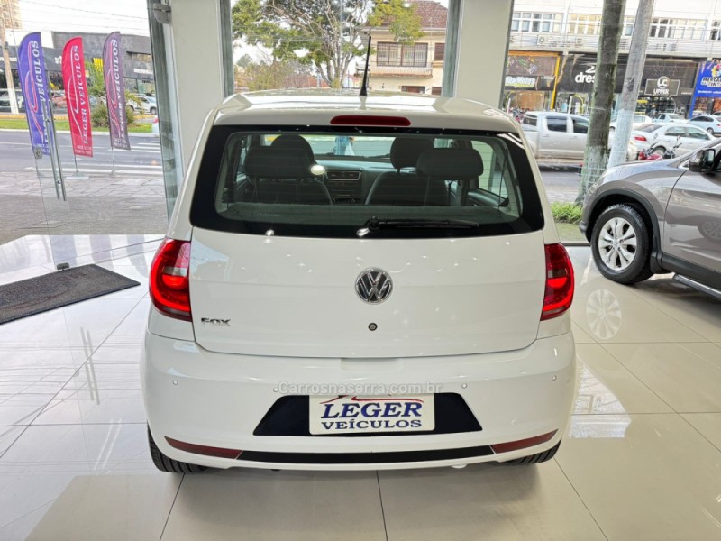 FOX 1.0 ITREND 8V FLEX 4P MANUAL - 2013 - SãO LEOPOLDO