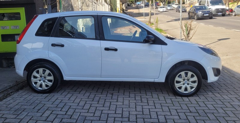 FIESTA 1.0 MPI 8V GASOLINA 4P MANUAL - 2011 - CAXIAS DO SUL