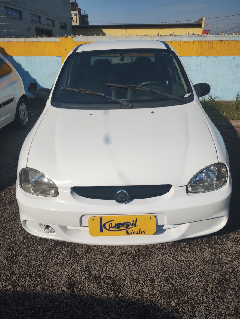 CLASSIC 1.6 MPFI LIFE 8V GASOLINA 4P MANUAL