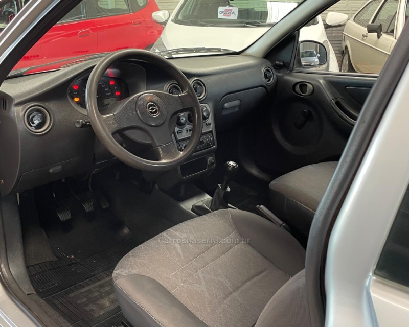 CELTA 1.4 MPFI SPIRIT 8V GASOLINA 2P MANUAL - 2005 - VACARIA