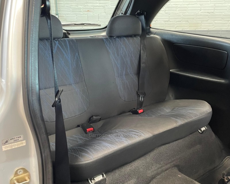 CELTA 1.4 MPFI SPIRIT 8V GASOLINA 2P MANUAL - 2005 - VACARIA
