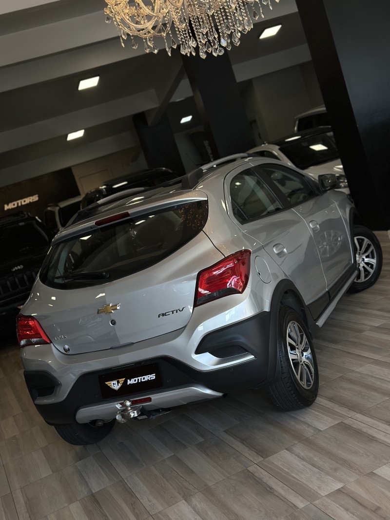 ONIX 1.4 MPFI ACTIV 8V FLEX 4P AUTOMÁTICO - 2018 - CAXIAS DO SUL