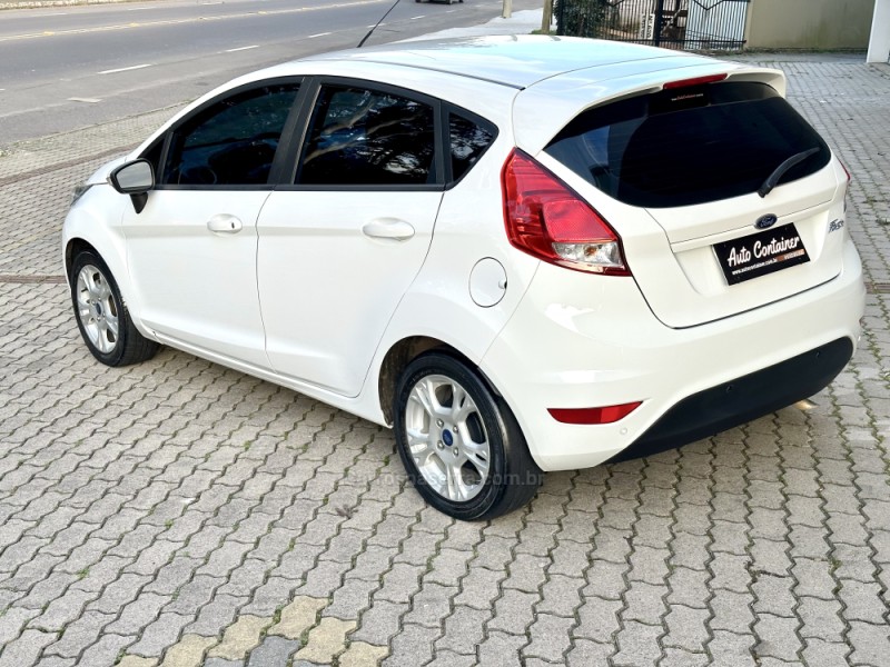 FIESTA 1.5 SE HATCH 16V FLEX 4P MANUAL - 2014 - CAXIAS DO SUL