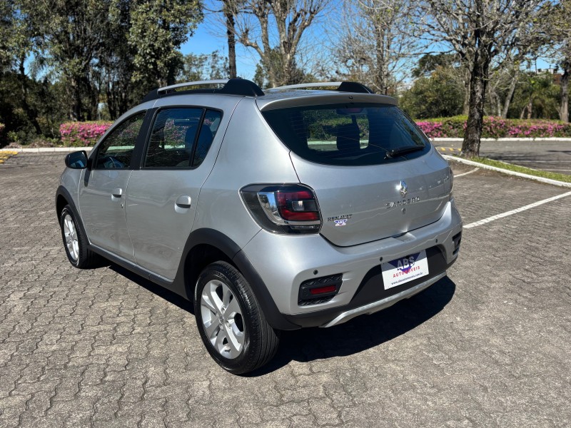 SANDERO 1.6 STEPWAY 16V DYNAMIQUE FLEX 4P MANUAL - 2019 - CAXIAS DO SUL