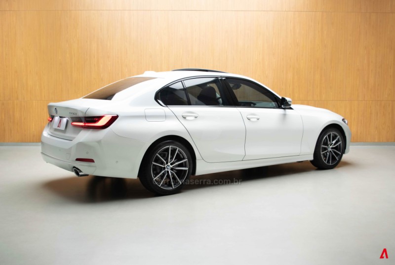 320I 2.0 SPORT GP 16V TURBO ACTIVE FLEX 4P AUTOMÁTICO - 2023 - GARIBALDI