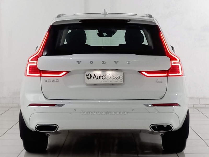 XC60 2.0 T8 INSCRIPTION 4P HYBRID AUTOMÁTICO - 2021 - PORTO ALEGRE