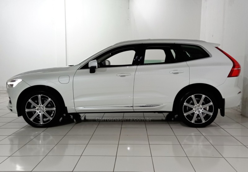 XC60 2.0 T8 INSCRIPTION 4P HYBRID AUTOMÁTICO - 2021 - PORTO ALEGRE