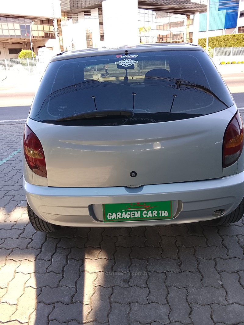 CELTA 1.4 MPFI SUPER 8V GASOLINA 4P MANUAL - 2003 - CAXIAS DO SUL