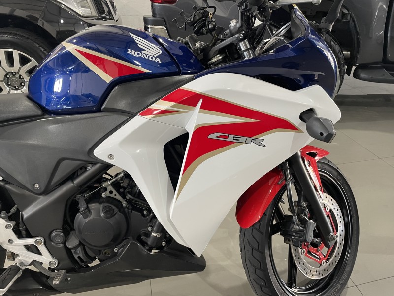 CBR 250R  - 2012 - CAXIAS DO SUL
