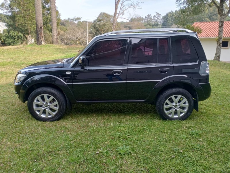 PAJERO TR4 2.0 4X4 16V 131CV GASOLINA 4P AUTOMÁTICO - 2011 - BENTO GONçALVES