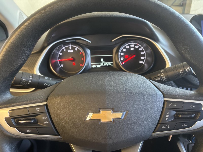 ONIX 1.0 SEDAN PLUS LT 12V FLEX 4P MANUAL - 2024 - FARROUPILHA