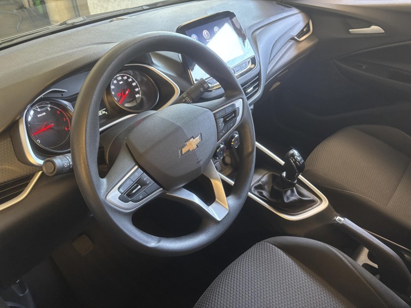 ONIX 1.0 SEDAN PLUS LT 12V FLEX 4P MANUAL - 2024 - FARROUPILHA