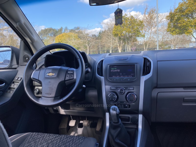 S10 2.4 MPFI ADVANTAGE 4X2 CD 8V FLEX 4P MANUAL - 2016 - BENTO GONçALVES