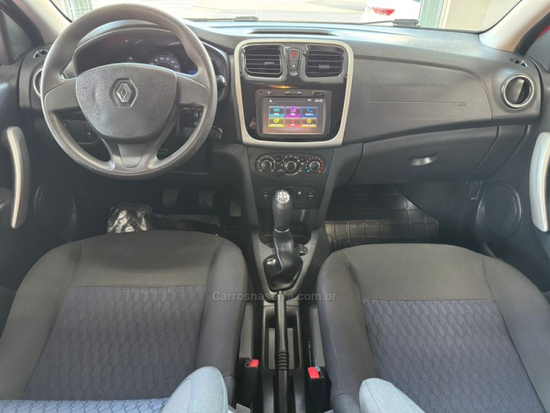 SANDERO 1.6 EXPRESSION 8V FLEX 4P MANUAL - 2017 - SãO LEOPOLDO