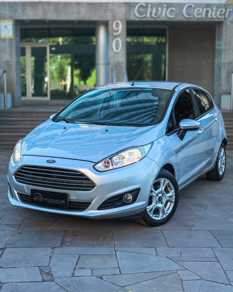 fiesta 1.6 se hatch 16v flex 4p automatico 2015 novo hamburgo