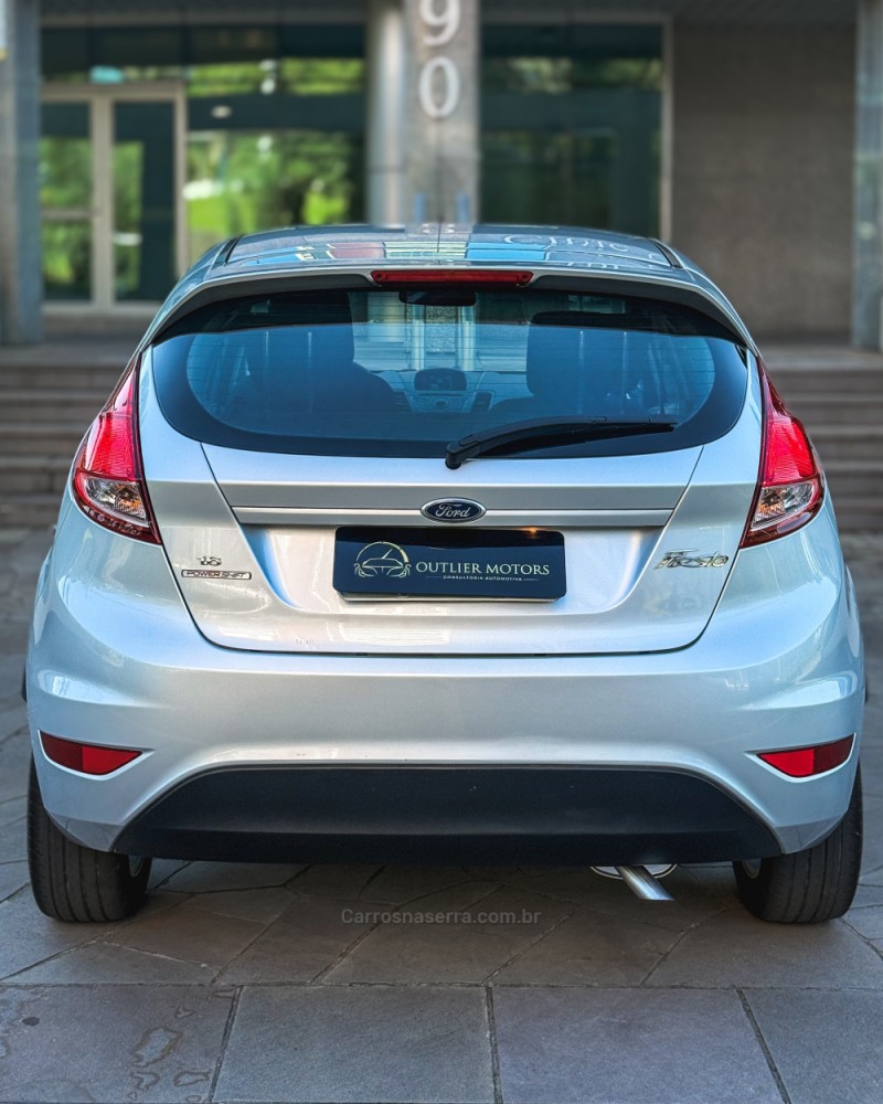 FIESTA 1.6 SE HATCH 16V FLEX 4P AUTOMÁTICO - 2015 - NOVO HAMBURGO