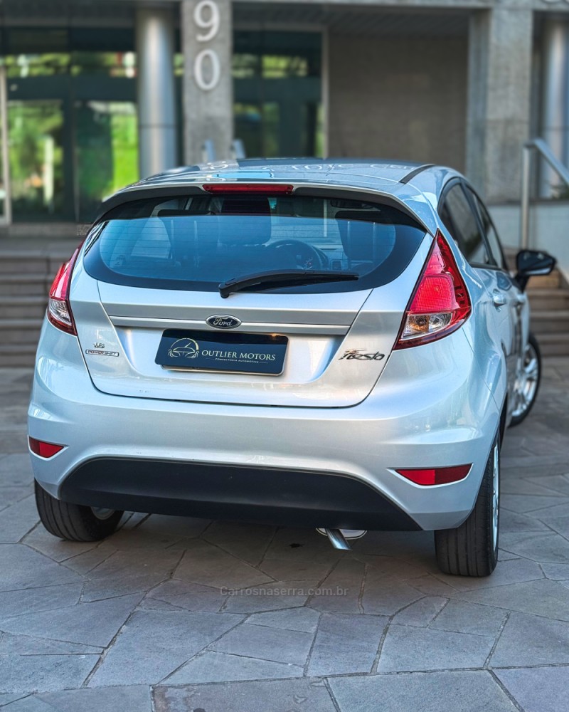 FIESTA 1.6 SE HATCH 16V FLEX 4P AUTOMÁTICO - 2015 - NOVO HAMBURGO