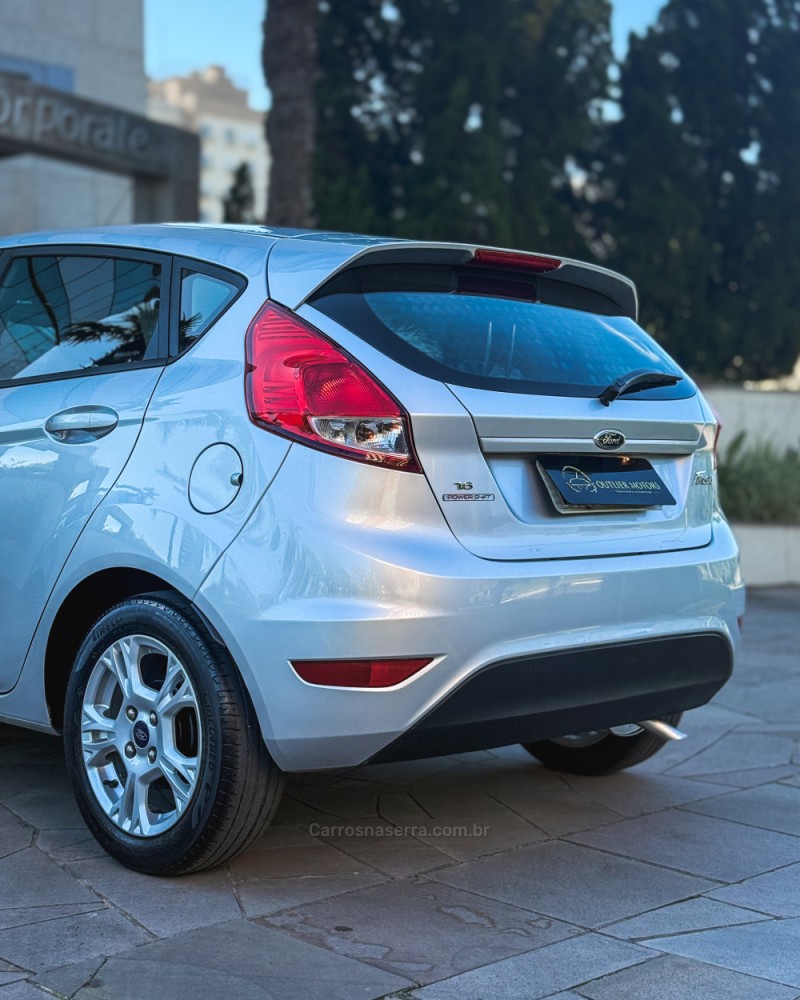 FIESTA 1.6 SE HATCH 16V FLEX 4P AUTOMÁTICO - 2015 - NOVO HAMBURGO